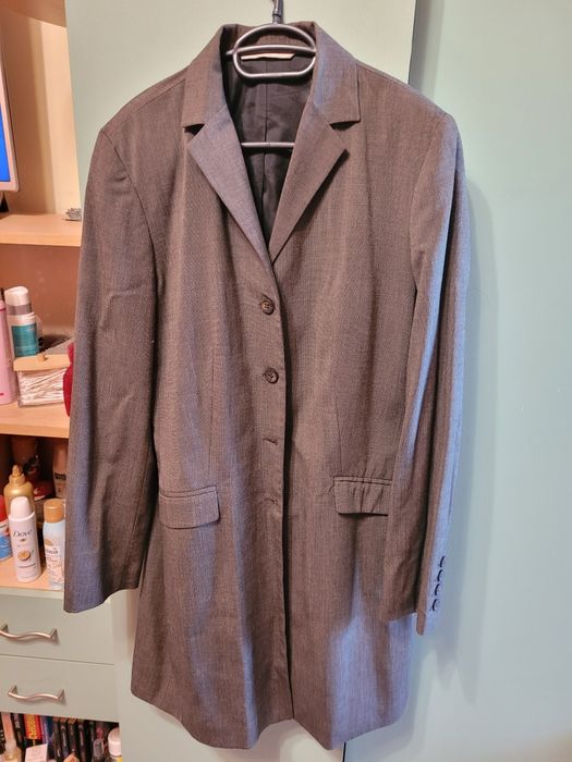 Дамско дълго манто