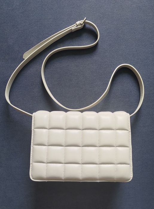 Geanta H&M bej, noua