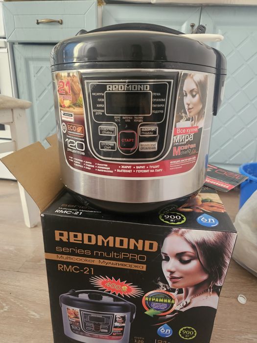 Мультиварка REDMOND б/у в хорошем состоянии