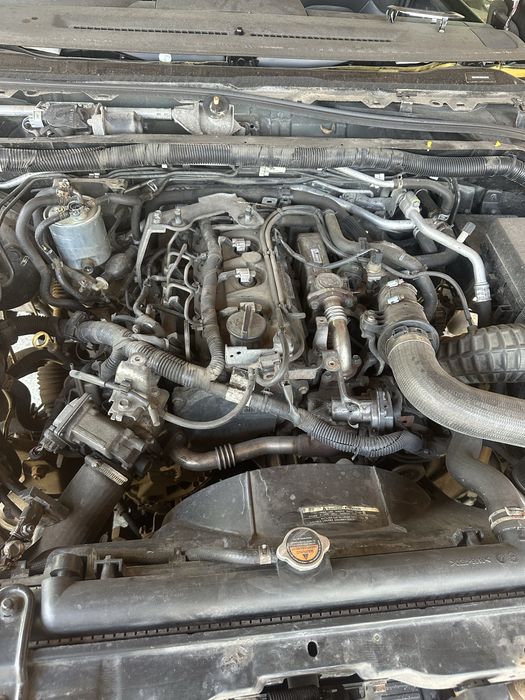 Двигател нисан навара 2,5 190кс 2012г nissan navara D40