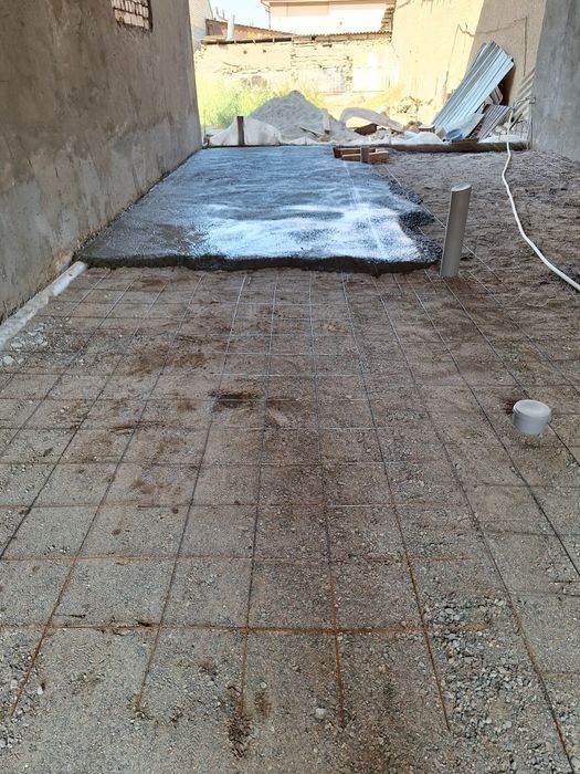 Демонтаж  квартир,Офисов, Домов +Заливка Стяжка и Штукатурка  стен!