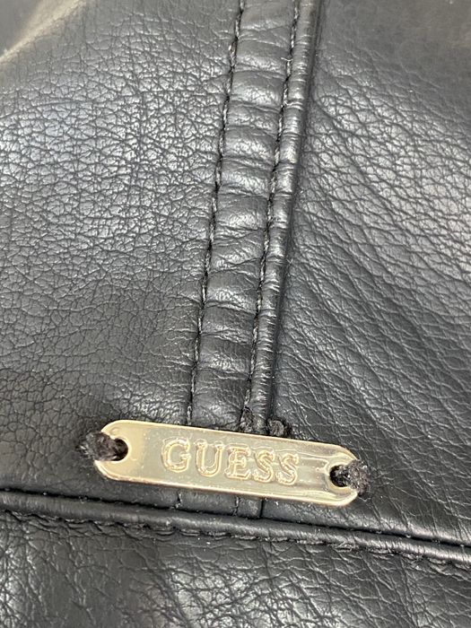 Geaca guess autentica