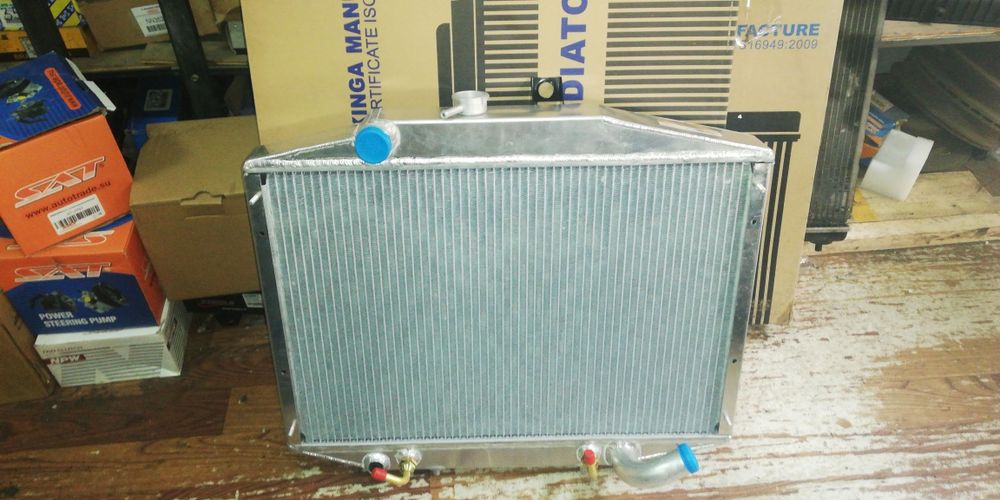 Радиатор делика 2.8 ~2.5