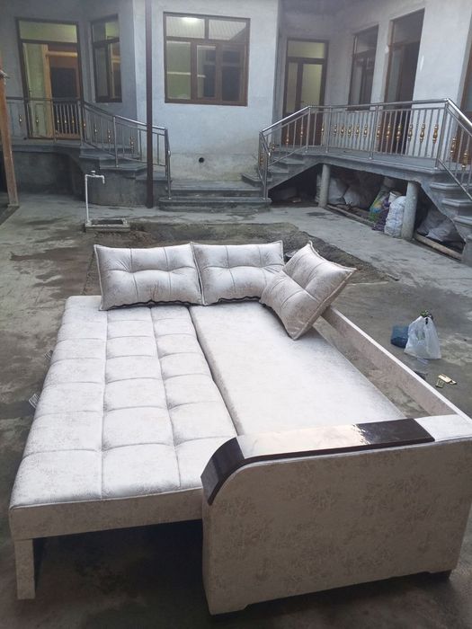 Rasqladnoy divan