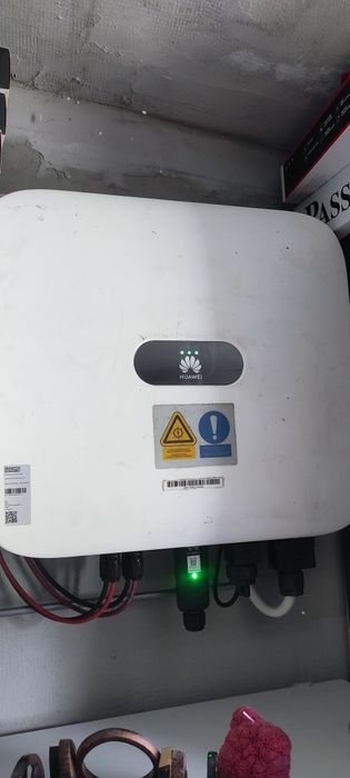 Invertor și smart meter Huawei 10kw trifazic Sun2000-10ktl-m1
