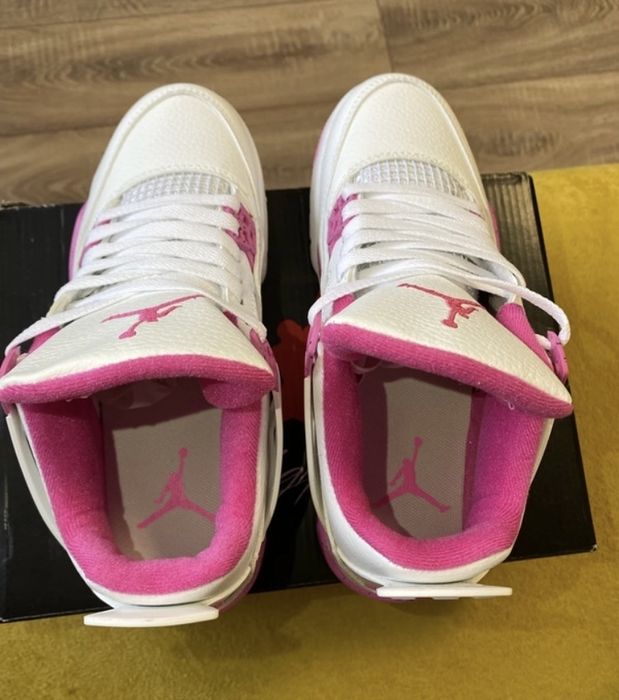 Jordan 4 oreo pink 38