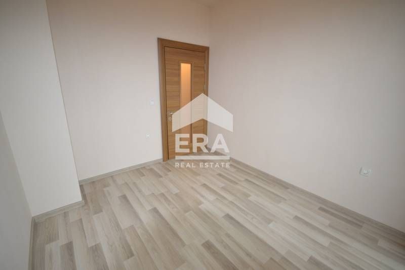 Прекрасен многостаен апартамент с гараж