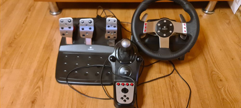 Volan logitech g 27