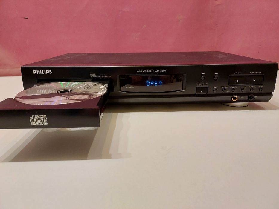 CD-Player Philips CD722. Class 1 Laser Product. Perfect funcțional.