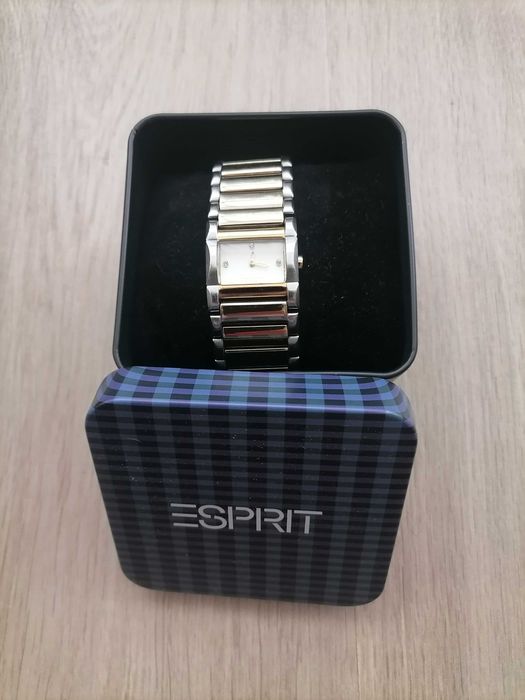Дамски часовник Esprit