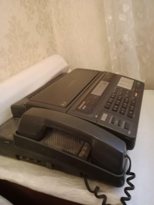 Продам факс Panasonic
