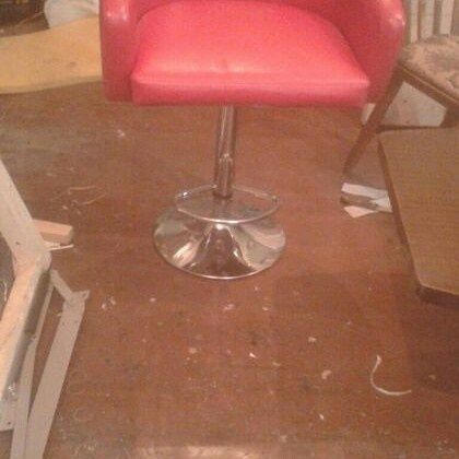 Продам троны для салонов цены уточняйте.