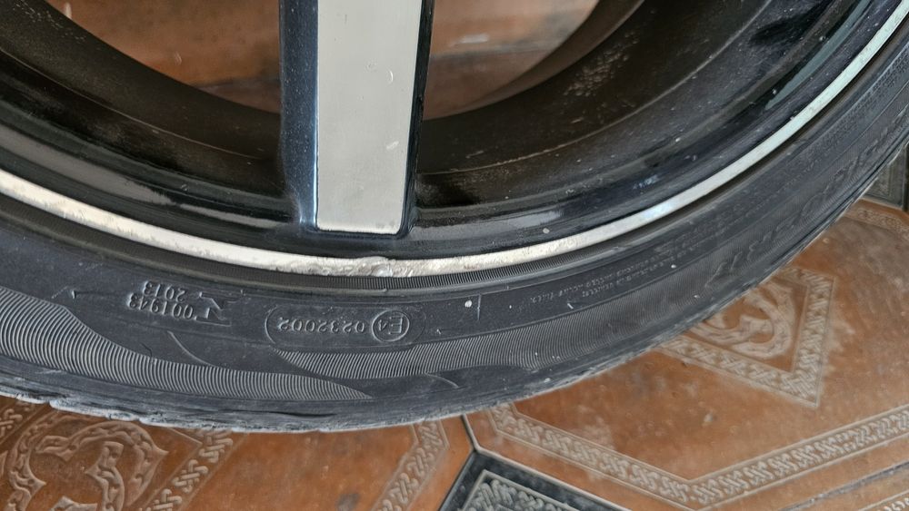 Диска сотилада воссен 215/45/17 шерокийси