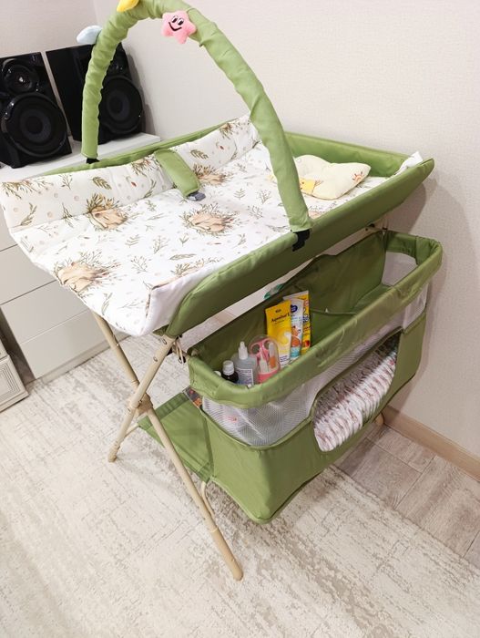 Продаю пеленальный столик