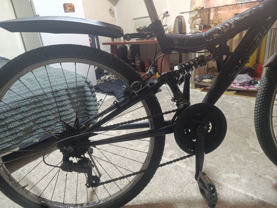 Продам велосипед шесть скоростей б/у