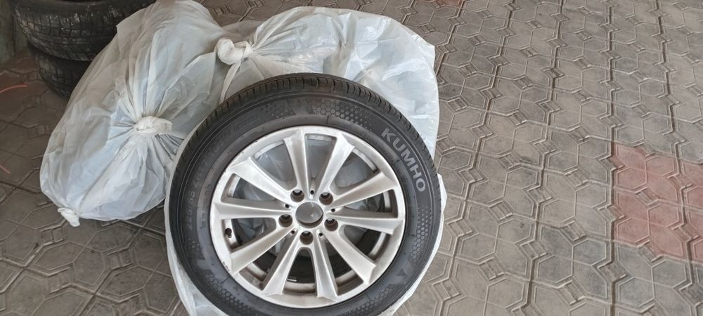 Продам диски с летней резиной на bmw