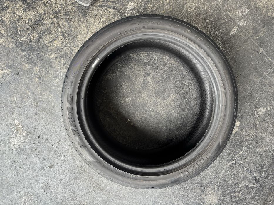 255/40/19 pirelli 2022