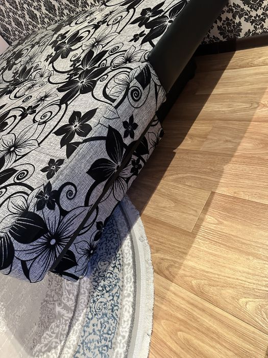 Диван книжка Диван книжка Диван книжка