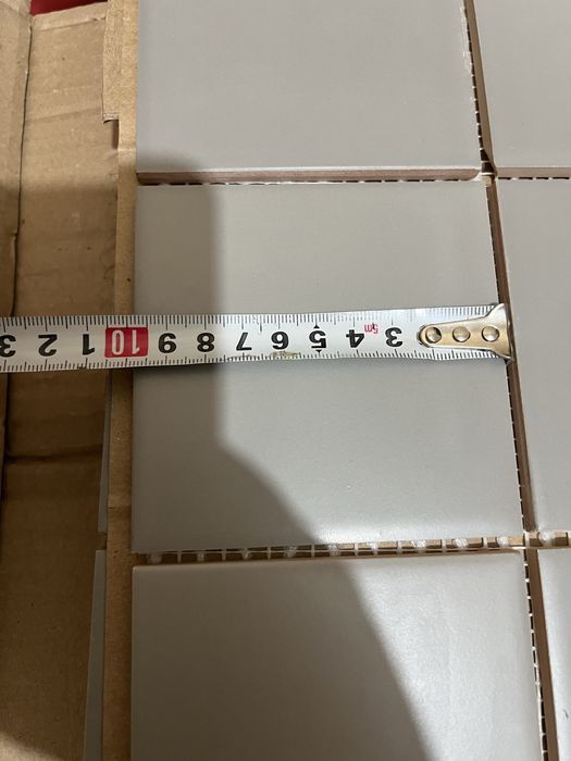 Плитка керамическая серая матовая