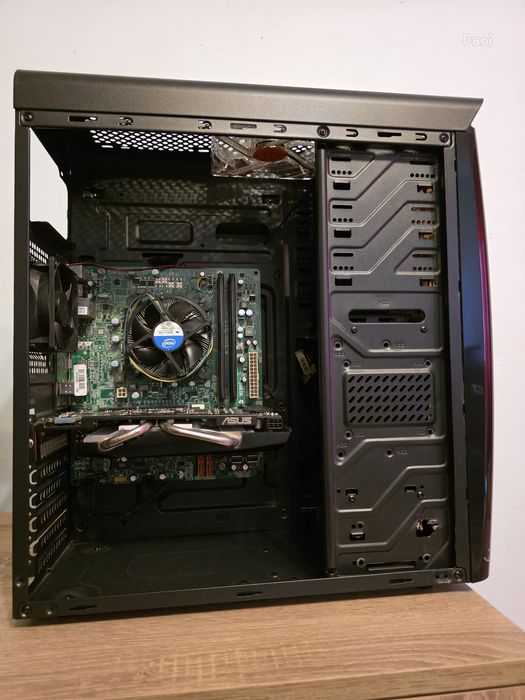 Kit PC i5 2500 + 8GB Corsair + ASUS GTS 450 + carcasă – fără sursă/SSD