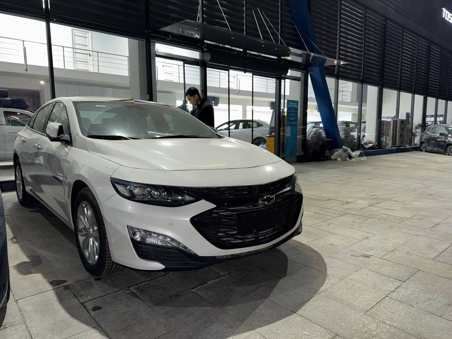 Chevrolet Malibu 2026 — 2