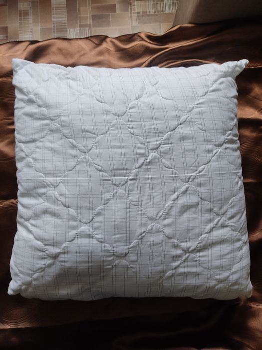 Продам новую  подушку.