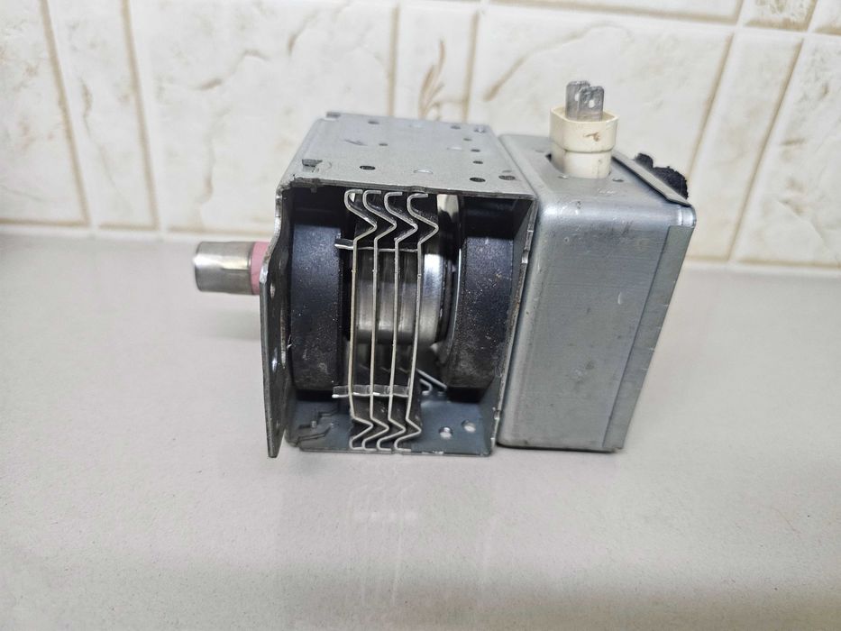 Продам магнетрон от микроволновки