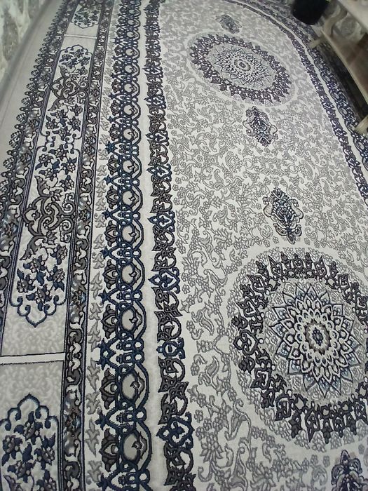 Продаётся Ковёр для Зала