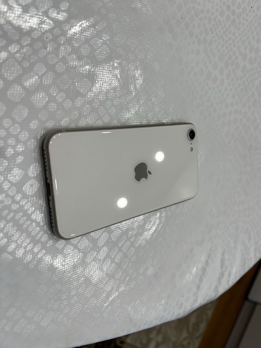 Iphone se (2022)