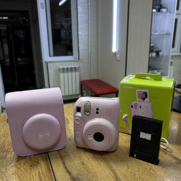 А21 / Фотокамера FUJIFILM instax Mini 12 / sk158448