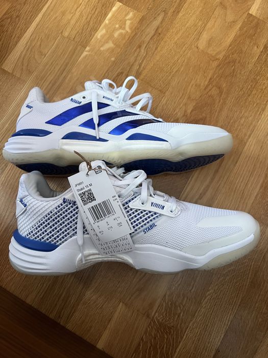 Adidas stabil 16