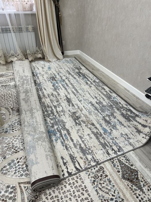 Продам ковер срочно