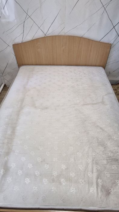 Продаётся спальный кровать