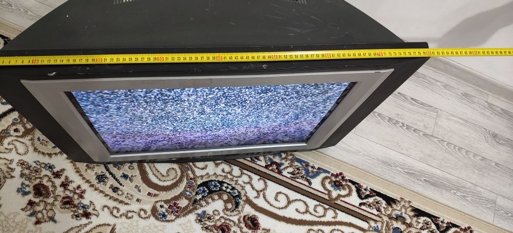 Телевизор LG сатылады срочно