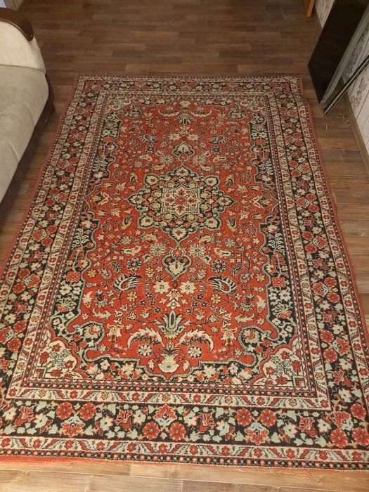 Продается 2 ковра