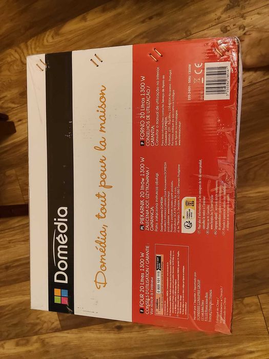 Cuptorul electric Domedia 20L NOU