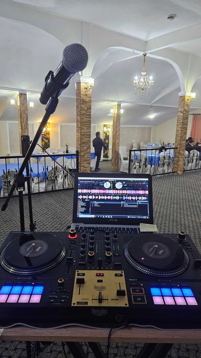 Inchiriere sistem audio boxe electrovoice  majorate, nunti, petreceri