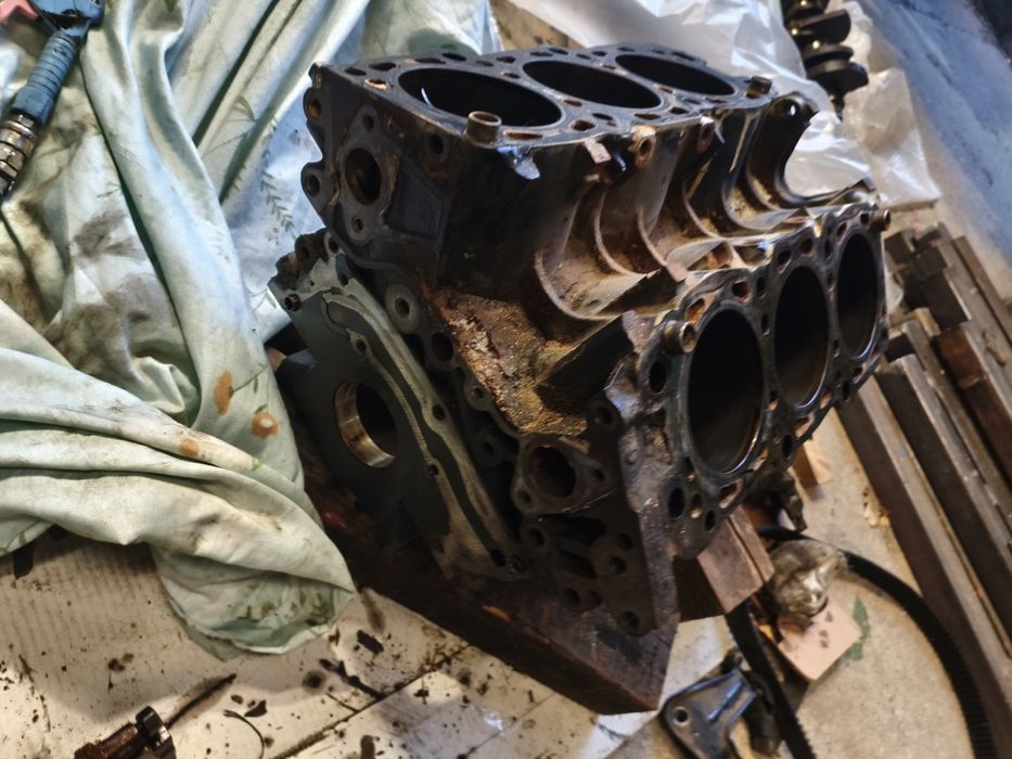Блок 6g72 3 литра pajero 3-4