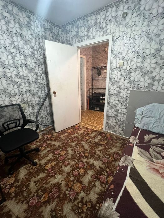 Продам 2 ком квартиру 19 микрорайон