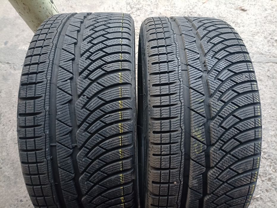 2 anvelope ca si noi Michelin 235/35 R20 dot 3719