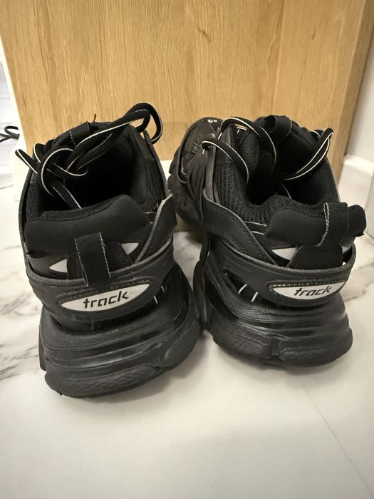 Balenciaga Track