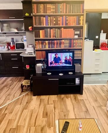 Дава се под наем Тристаен апартамент в София, Хладилника - 85 кв.м за 850 € - Снимка #6