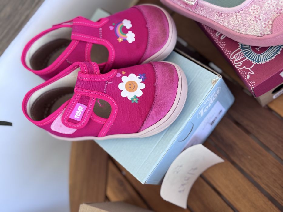 Боси обувки и пантофи 27номер - сандали, DD step, малкото краче и Todor