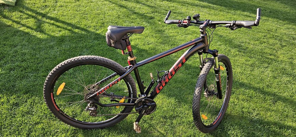 Bicicleta GHOST, cadru M, roti de 29
