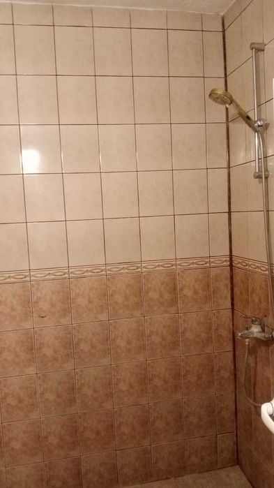 Собственик продава  - тристаен  в  р . Тракия - До  банковия  трезор .