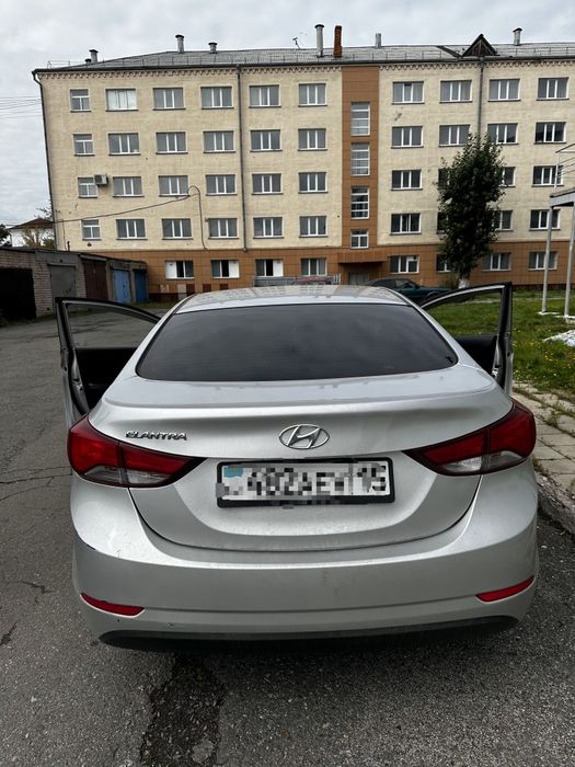 Автомобиль хендай