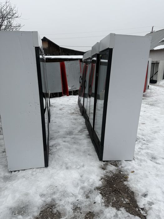 Витринный холодильник