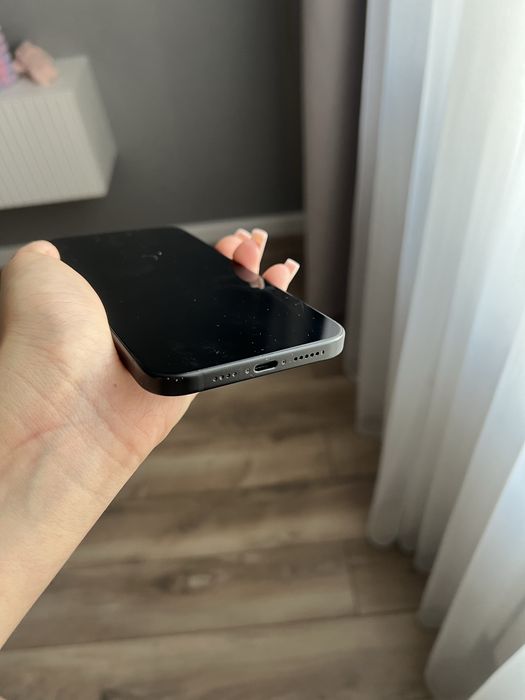 Iphone 15 plus продам