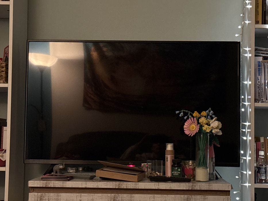 Телевизор LG LED 43”