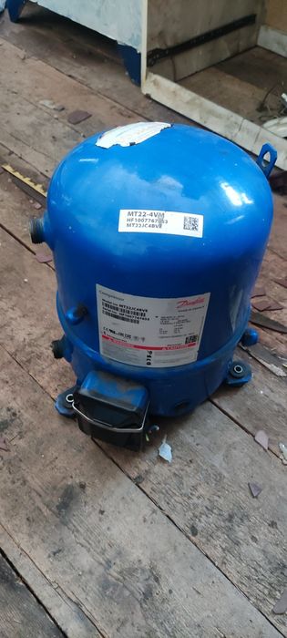 Продам компрессор хладогена на 380в